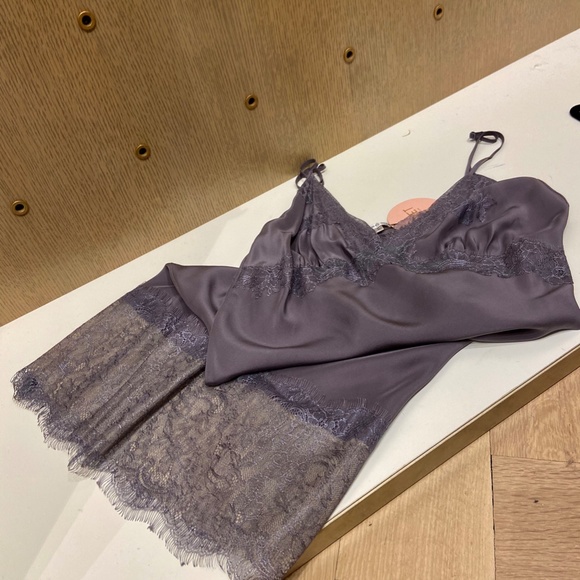 Vintage Lace Silk Dress - Picture 4 of 4